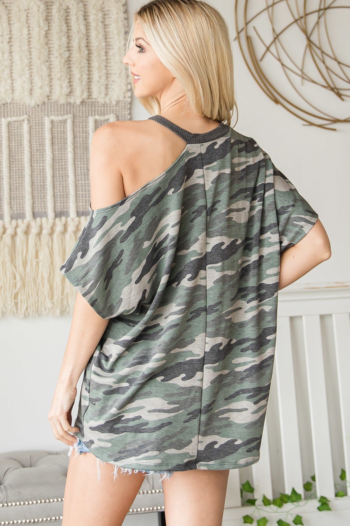 Asymmetric Neck Contrast Trim Camo Print Top